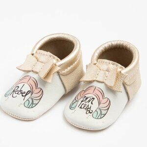 FRESHLY PICKED Rebel Princess Star Wars Moccasins Size 4 (Baby)